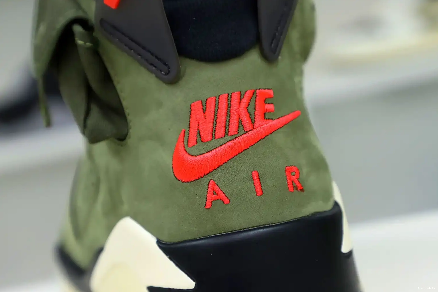 Kimikick AIR RETRO 'OLIVE' 6 SCOTT JORDAN TRAVIS X 0815